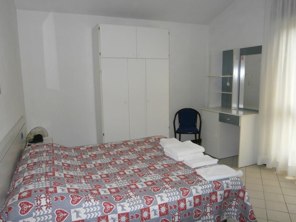 Nuovo Hotel Tripoli Settimo Vittone Cameră foto